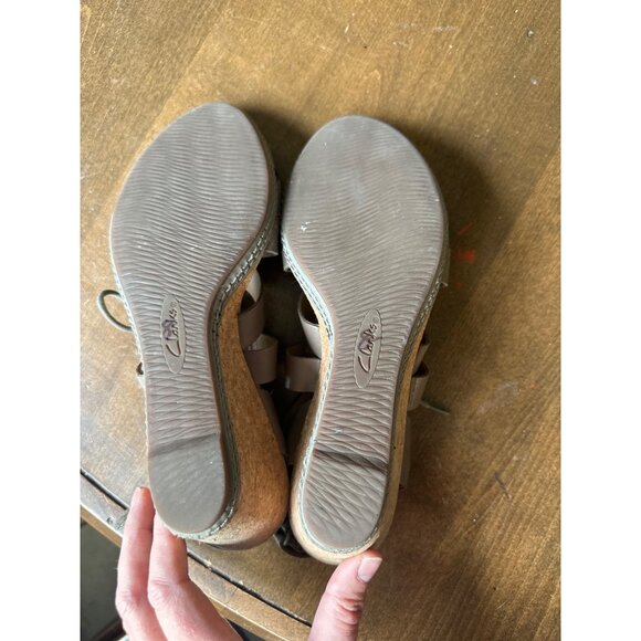 Clarks Helio Mindin Wedge Sandals Womens 10 Taupe Cork Strappy Open Toe Comfort - Picture 8 of 14